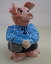 Wade Natwest Lady Hilary Pig
