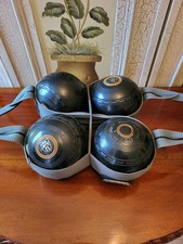 Lawn Bowls Almark Clubmaster Size 5 Set Of 4 