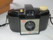 Vintage Bakelite Camera Kodak 127 Brownie First Model 1952 - 1959 + Carry Case