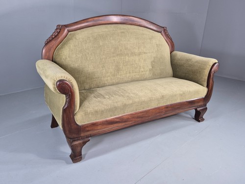 Antique seater sofa curved - 2,