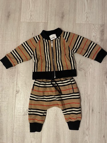 Burberry tracksuit months - tracksuit,