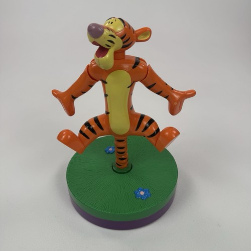 Winnie the pooh - winnie, plastic