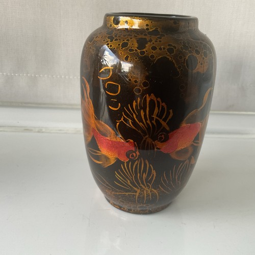 Lovely lacquered wood - lovely,