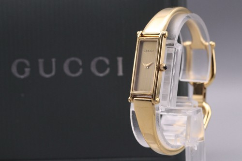 Near mint full set gucci - mint,