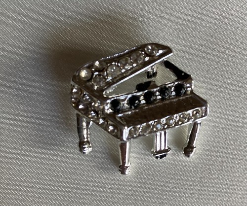 Vintage baby grand piano - baby,