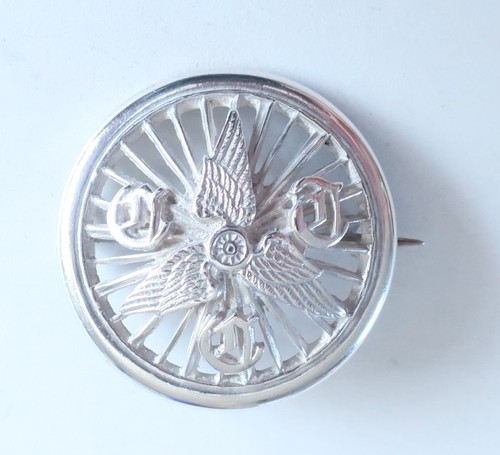 Antique silver cyclists - silver,