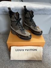 Louis Vuitton Women’s Boots Laureat Desert Boots UK4 EU37