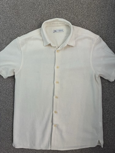 Zara men short sleeve button - men's,