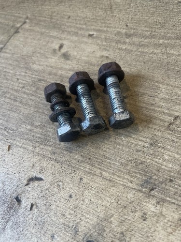 Engine bolts mountfield - bolts,