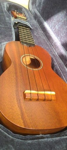 Kiwaya luna ukulele 4k - luna,