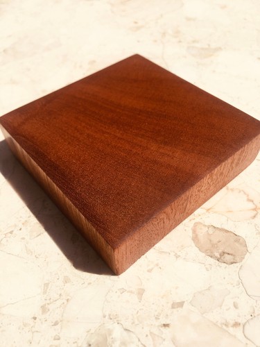 Solid mahogany timber hardwood - mahogany,