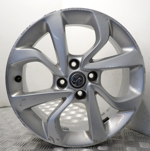 Vauxhall corsa silver - 16",