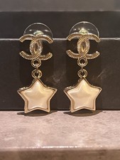 Chanel Gold-Tone Scratchy  CC