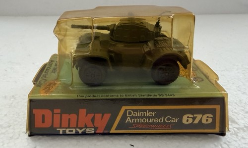 Dinky toys 676 daimler - dinky,