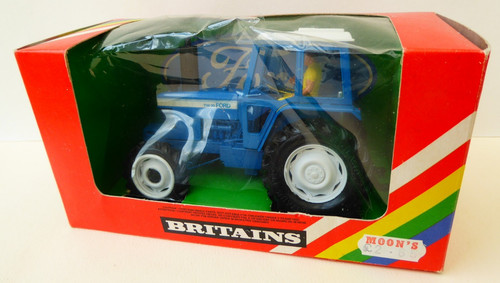 Britains toys 9523 ford tw20 - toys,