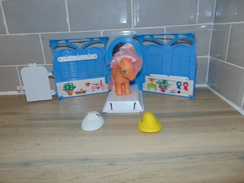 Little pony pretty parlour - pony,