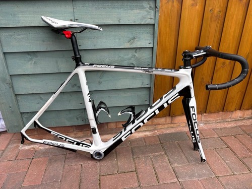 Focus izalco pro - pro, carbon