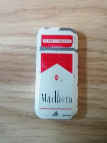 Vintage enamel marlboro - enamel,