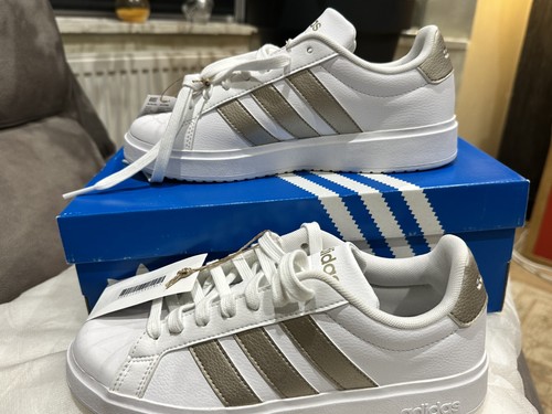 Bnwt adidas streettalk - bnwt,
