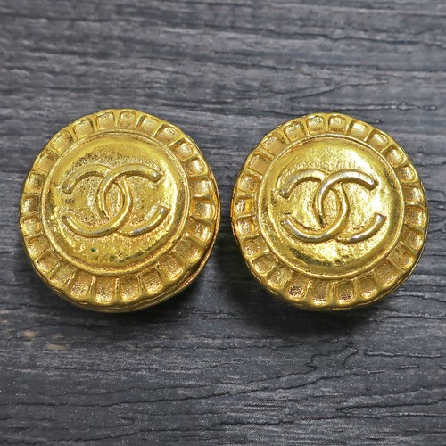 Chanel gold plated - chanel, cc