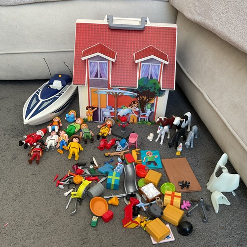 Playmobil house figures and - figures,