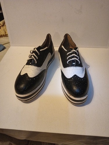 Mod inspired ladies wingtip - ladies,