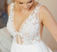 New wedding dress size 12 ‘La Marie’ with romantic Italian lace and sparkles
