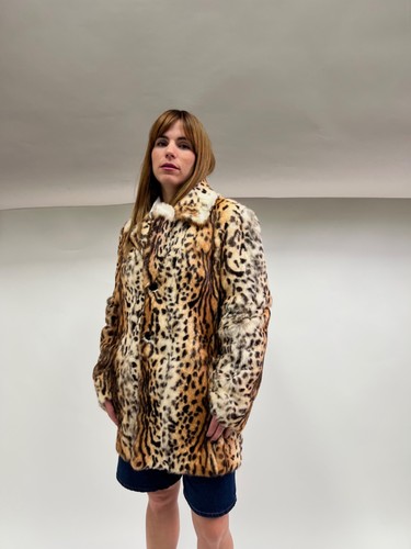 Reversible dressed animal