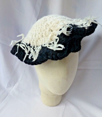 Large 30cms diameter black - large,