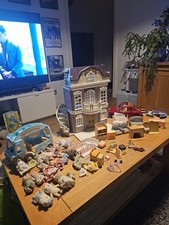 Sylvanian Families Elegant Town Manor Playset