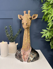 Large Premium Dapper Giraffe