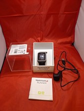 Tom Tom GPS waterproof runners watch model 8RS00 With Charger 5