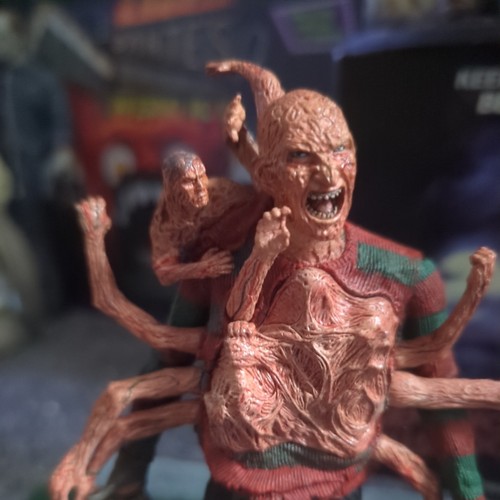 Neca nightmare elm street - on,