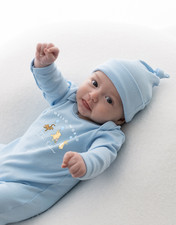 Personalised Classic Winnie the Pooh Babygrow & Hat | Keepsake Newborn Gifts