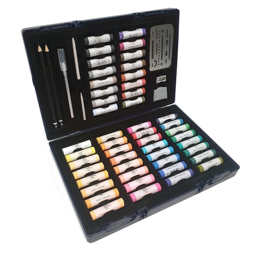 Studio artist soft - studio, pastels