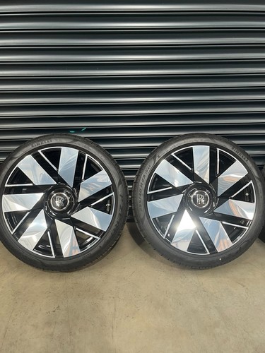 Rolls royce cullinan - 23”,