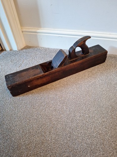 Vintage wooden try - 22",