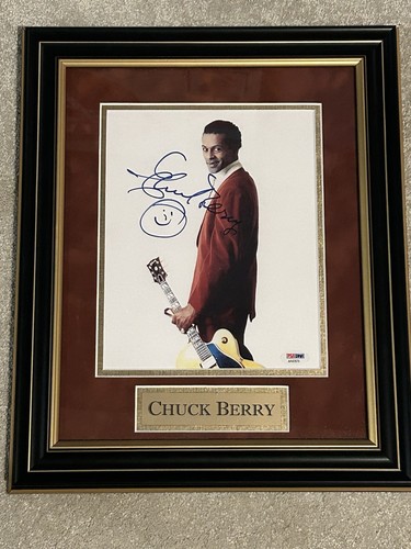 Chuck berry signed photo - berry,