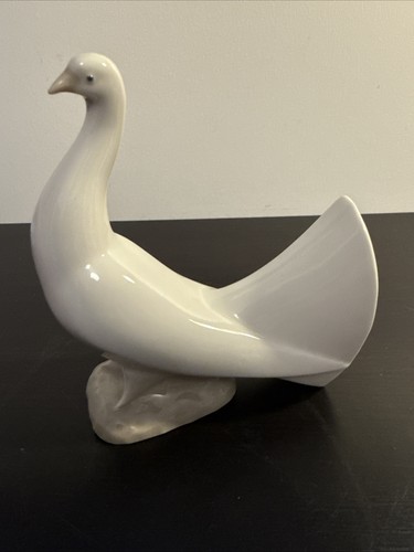 Nao lladro dove figurine - nao, by