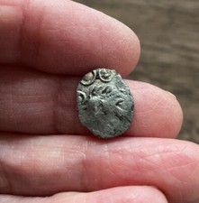 CELTIC BRITAIN. THE ICENI, 1ST CENTURY B.C. SILVER COIN. BOAR / HORSE TYPE.