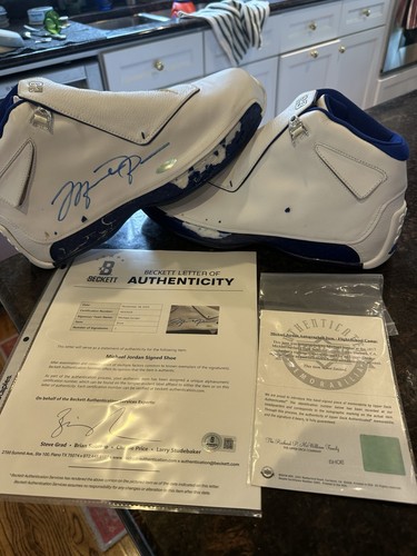 Michael jordan signed - signed, air