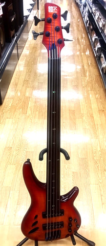 Ibanez strings active - 5-strings,