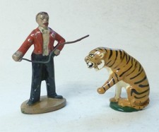 WENDAL VINTAGE ALUMINIUM CIRCUS TRAINER WITH  A TIGER - 1940/50'S