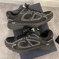 Dior B30 triple Black -UK9 (EU43) -Excellent condition