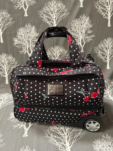 International travller cherry - travller,