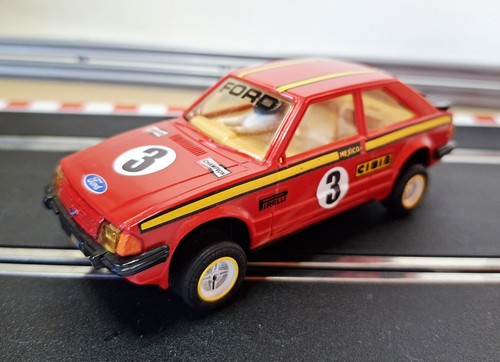 Scalextric ford escort xr3i - scalextric,