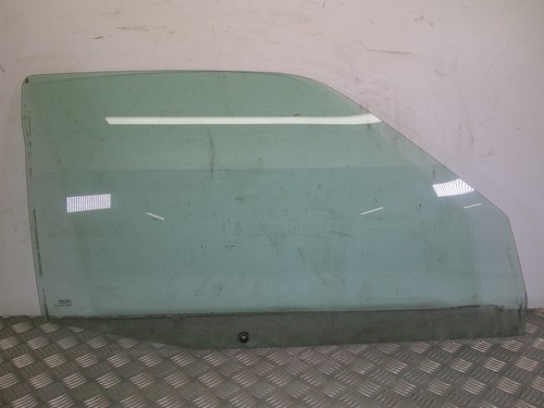 Peugeot 106 door window - door,
