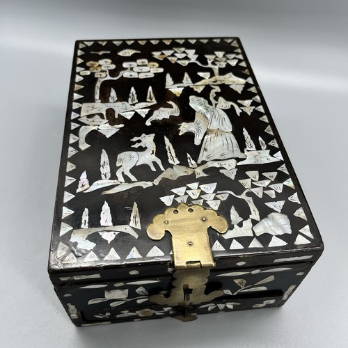 Antique chinoiserie mother - antique,