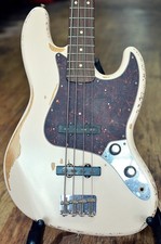 Fender flea jazz bass - flea,