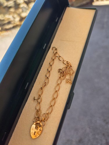 9ct gold bracelet 21st - gold,